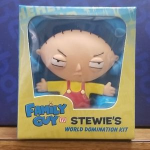 FAMILY GUY STEWIE'S WORLD DOMINATION KIT